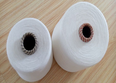 Chine Le polyester 100% d'anneau de Ne 30/1 a tourné le fil, fil de couture tourné de polyester anti Pilling fournisseur