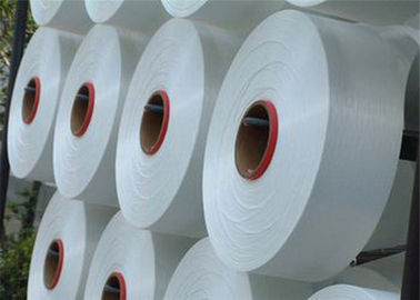 Chine Ténacité élevée de fil de POY 200D/96F de fil tournée par noyau blanc complètement mat de polyester fournisseur